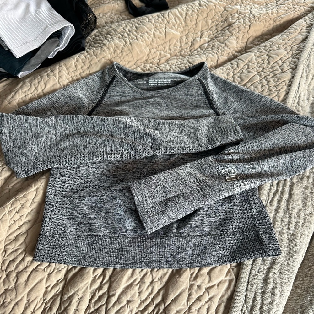 Pink athletic crop top